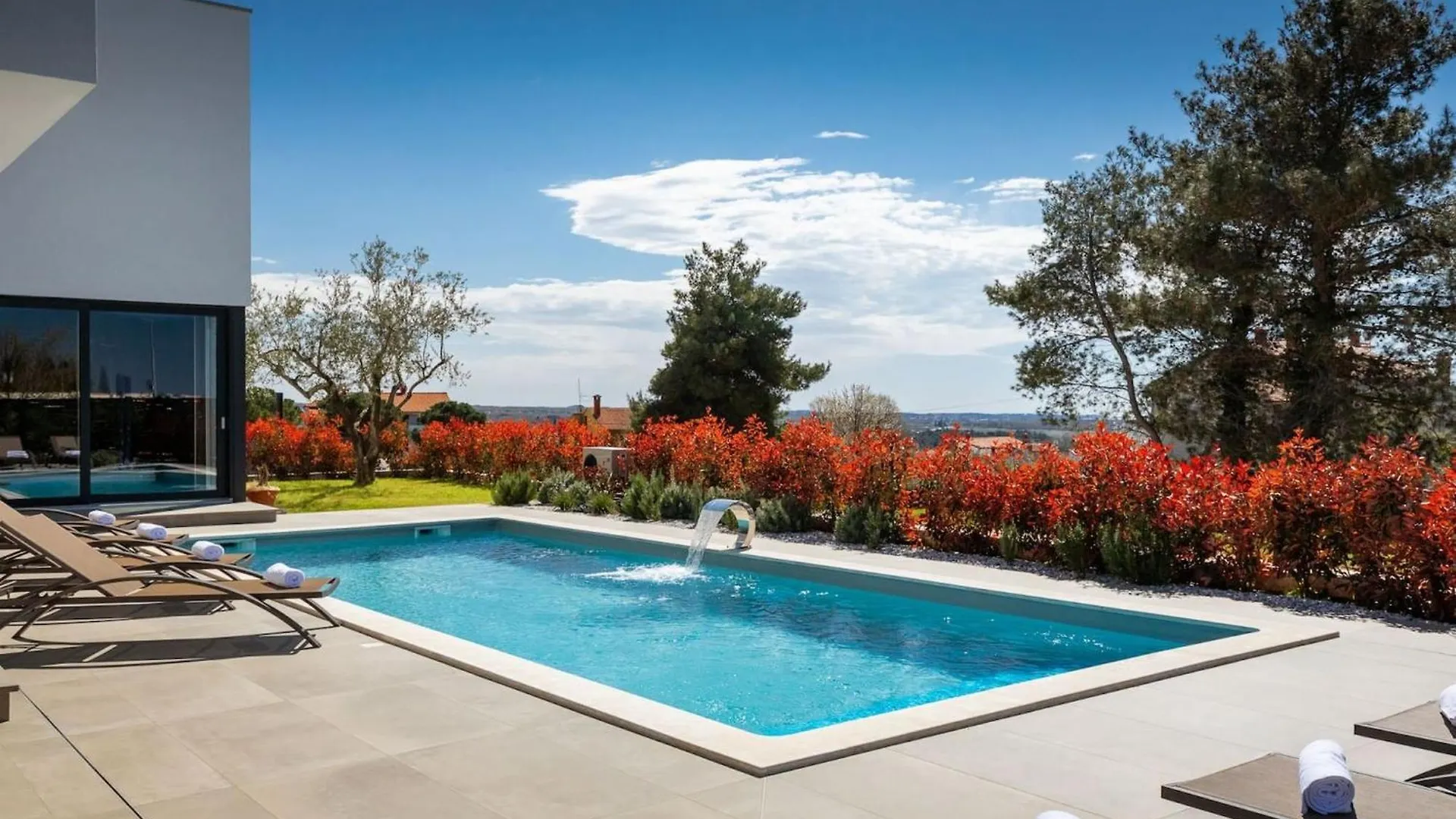 Modern Villa Tonka With Pool And Grill In Porec Tar-Vabriga